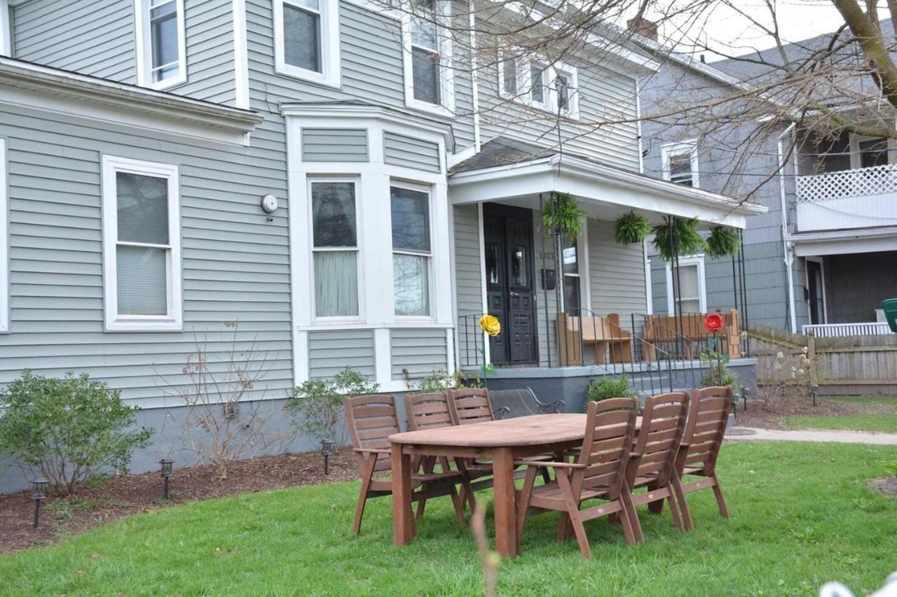 Ferienhaus Unique Large 9br House With 3 Bath Close To The Falls *